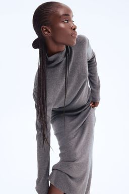 H&M - Women Grey Fine-Knit Turtleneck Top