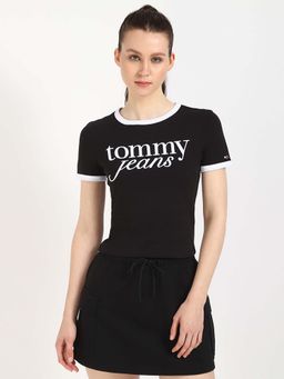 Tommy Hilfiger - Black Solid Slim Fit T-Shirt