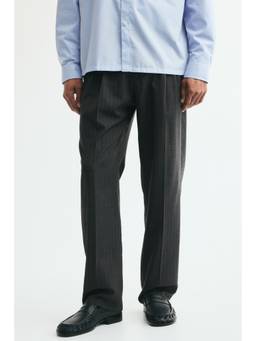 H&M - Men Grey Regular Fit Suit Trousers