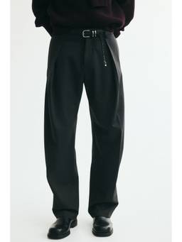H&M - Men Grey Loose Fit Pleated Tailored Trousers