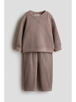 H&M - Boys Brown 2-Piece Waffled Cotton Top And Trouser