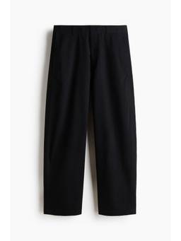 H&M - Men Black Relaxed Fit Barrel Chinos