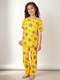 ANTHRILO - Yellow Printed Comfortable Fit T-Shirt and Pyajama (Set of 2)
