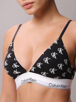 Calvin Klein - Three Fourth Coverage Padded Non-Wired Triangle Bralette Bra