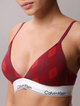 Calvin Klein - Three Fourth Coverage Padded Triangle Bralette Bra