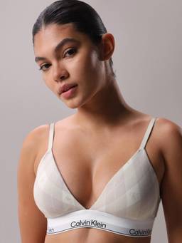 Calvin Klein - Three Fourth Coverage Padded Triangle Bralette Bra