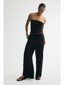 Black color option, Sold out, Currently selected