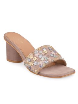 Ek_agga - Embellished Grey Heels