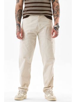 Snitch - Beige Solid Relaxed Casual Cargo Pants for Men