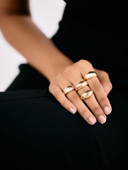 Pipa Bella by Nykaa Fashion - Pack of 4 Gold Curved Geometric Adjustable Rings