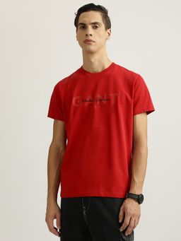 GANT - Men Red Solid Round Neck Short Sleeves T-Shirt