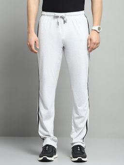 Monte Carlo - Men Solid Off White Mid Rise Regular Fit Joggers