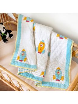 Kicks and Crawl - Sky Rocket Quilted Thick Blanket