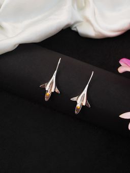 Niscka - Delicate Tulip Silver Earrings
