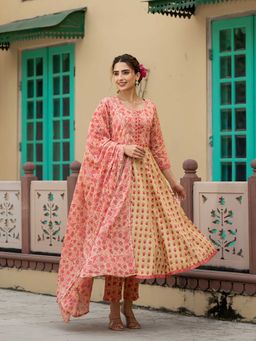 Divena - Peach Floral Print Anarkali Kurta and Pant with Dupatta (Set of 3)