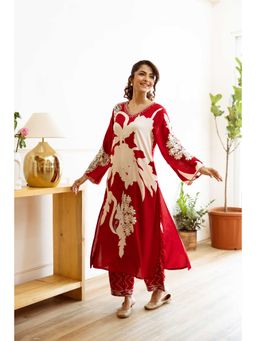 Autumnlane - Sargun Vermillion Kurta with Pant (Set of 2)