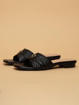 ERIDANI - Anika Black Slip On Flats