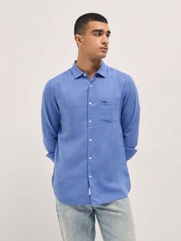 The Bear House - Men Slim Fit Blue Solid Casual Shirt