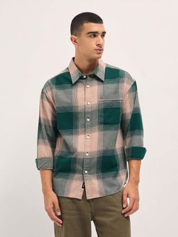The Bear House - Men Relaxed Fit Green Window Checks Casual Shirt
