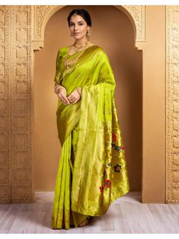 Suha - Elegant Green Art Silk Intricate Woven Design Saree with Unstitched Blouse