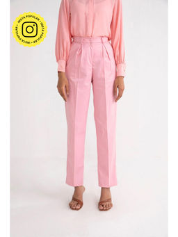 Qua - Blush Pink Pleated Straight Trousers