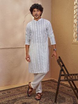 Vastramay - Men Off White Chikankari Cotton Kurta with Cream Pyjama Set