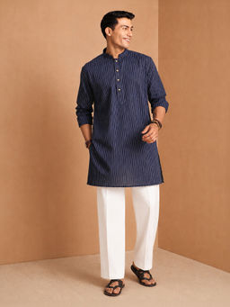 Vastramay - Men Navy Blue Cotton Stripes Jacquard Kurta with Wide Leg Pant Set
