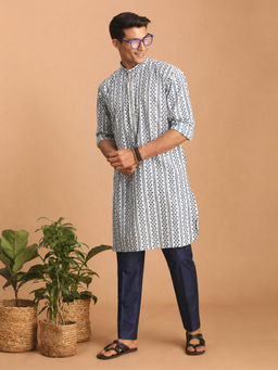 Vastramay - Men Blue Kantha and Ethnic Motif Screen Print Cotton Kurta with Navy Blue Pant Set