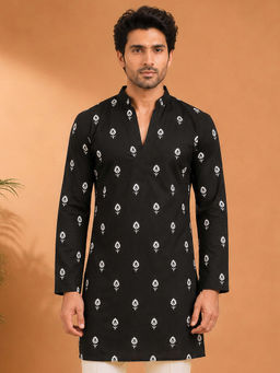 Vastramay - Men Black Viscose Thread and Sequin Floral Embroidered V-Neck Mid-Length Kurta