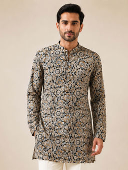 Vastramay - Men Black Cotton Kalamkari Print Mid-Length Kurta
