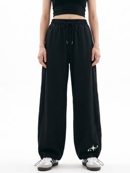 Outzidr - Women Black Solid/Plain Polyester Pant