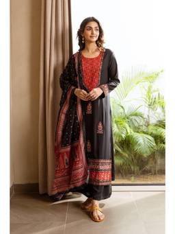 DEVRI - Black Heritage Paisley Reyon Kurta with Pant and Dupatta