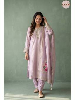 DEVRI - Lavender Gulnaar Pure Giraffe Silk Embroidered Kurta with Salwar and Dupatta