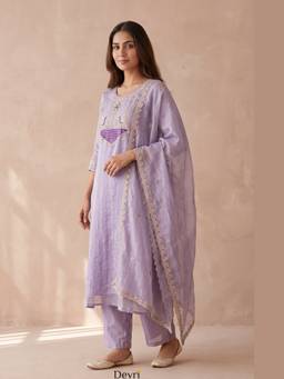 DEVRI - Meher Tissue Silk Embroidered Lavender Kurta with Dupatta and Pant