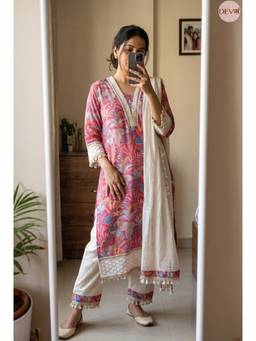 DEVRI - Pink Gulnaar Pure Cotton Printed Kurta with Pant and Dupatta
