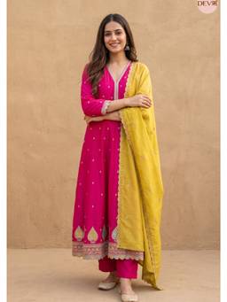 DEVRI - Magenta Gulnaar Pure Dola Silk Embroidered Kurta with Pant and Dupatta
