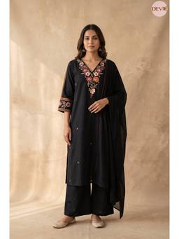 DEVRI - Noor Mul Chanderi Embroidered Black Kurta with Pant and Dupatta