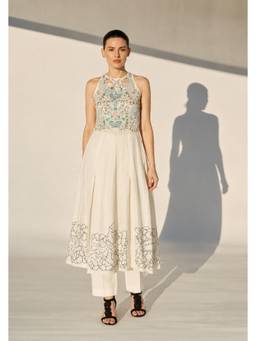 SAMANT CHAUHAN - Ivory Embroidered Front Slit Kurta with Pants