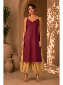 MONK & MEI - Maroon Rubaai Kurta with Herems Pants