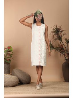 LABEL NIYAMI - Scallop Shift Knee Length Dress