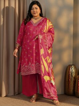 Extra love by Libas - Plus Size Straight Kurta with Lining and Palazzo with Printed Dupatta