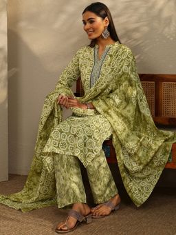 Gerua By Libas - Green Ethnic Motif Printed Straight Kurta with Trouser and Dupatta