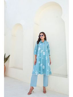 FREYAA - Chic Collar And Petal Print Blue Co-Ord Set