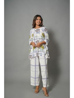 FREYAA - White Co-Ord Set In Cotton With Flower Prints