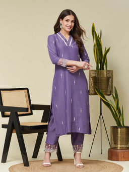 MOKOSH - Chinon Embroidered Purple Ethnic Kurta & Pant