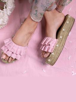 PARIPARI - PARI PARI Pink Majorica Slide Flats