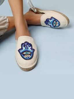 PARIPARI - PARI PARI Off White Hamsa Mule Flats