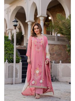WOOMN - Pink Blossom Heritage Kurta with Pant and Dupatta