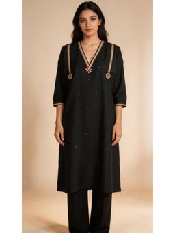 HAAVI BY PURAB - Black Chanderi Kurta