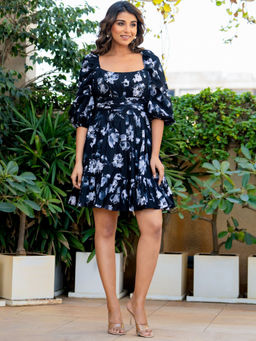 HOUSE OF JAMOTI - Flowy Floral Black Dress